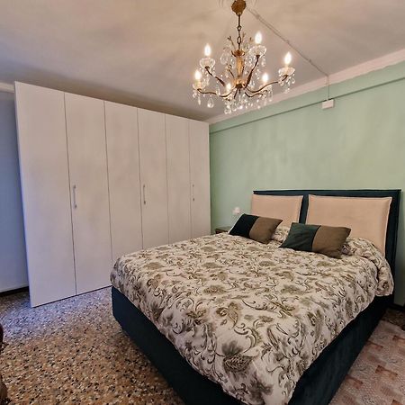 Veneziacentopercento La Forcola Apartment, Next To Rialto Bridge Eksteriør billede