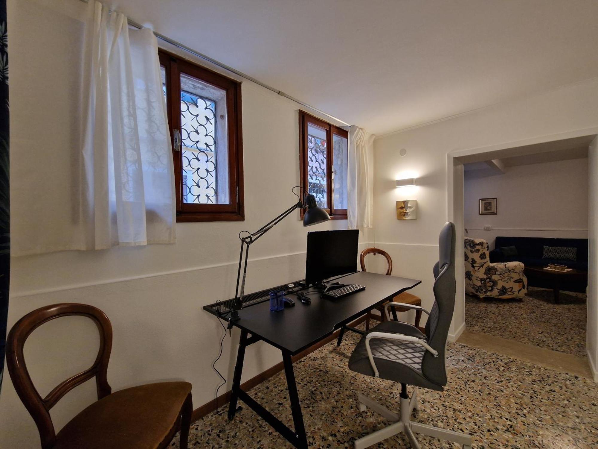 Veneziacentopercento La Forcola Apartment, Next To Rialto Bridge Eksteriør billede