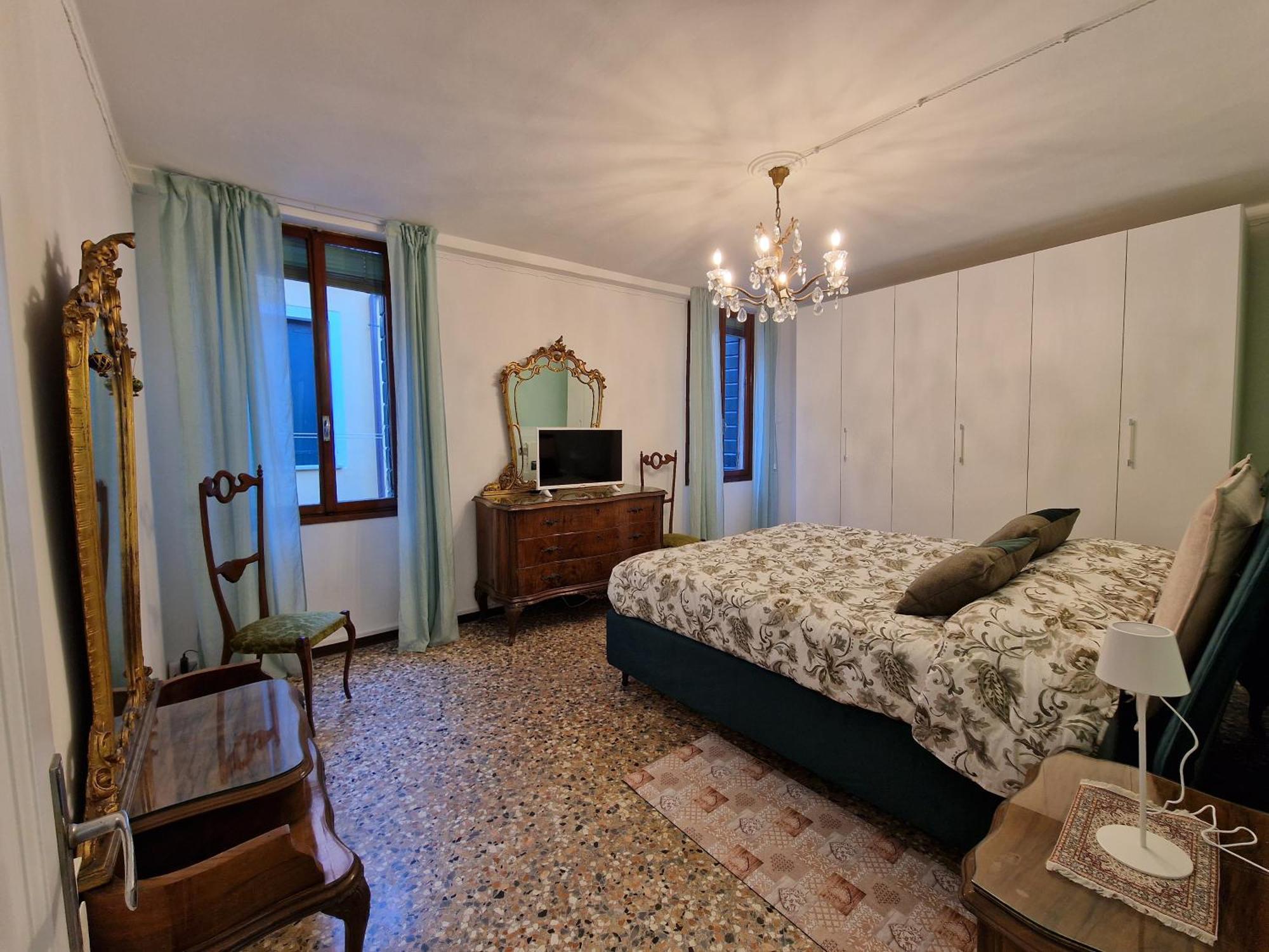 Veneziacentopercento La Forcola Apartment, Next To Rialto Bridge Eksteriør billede