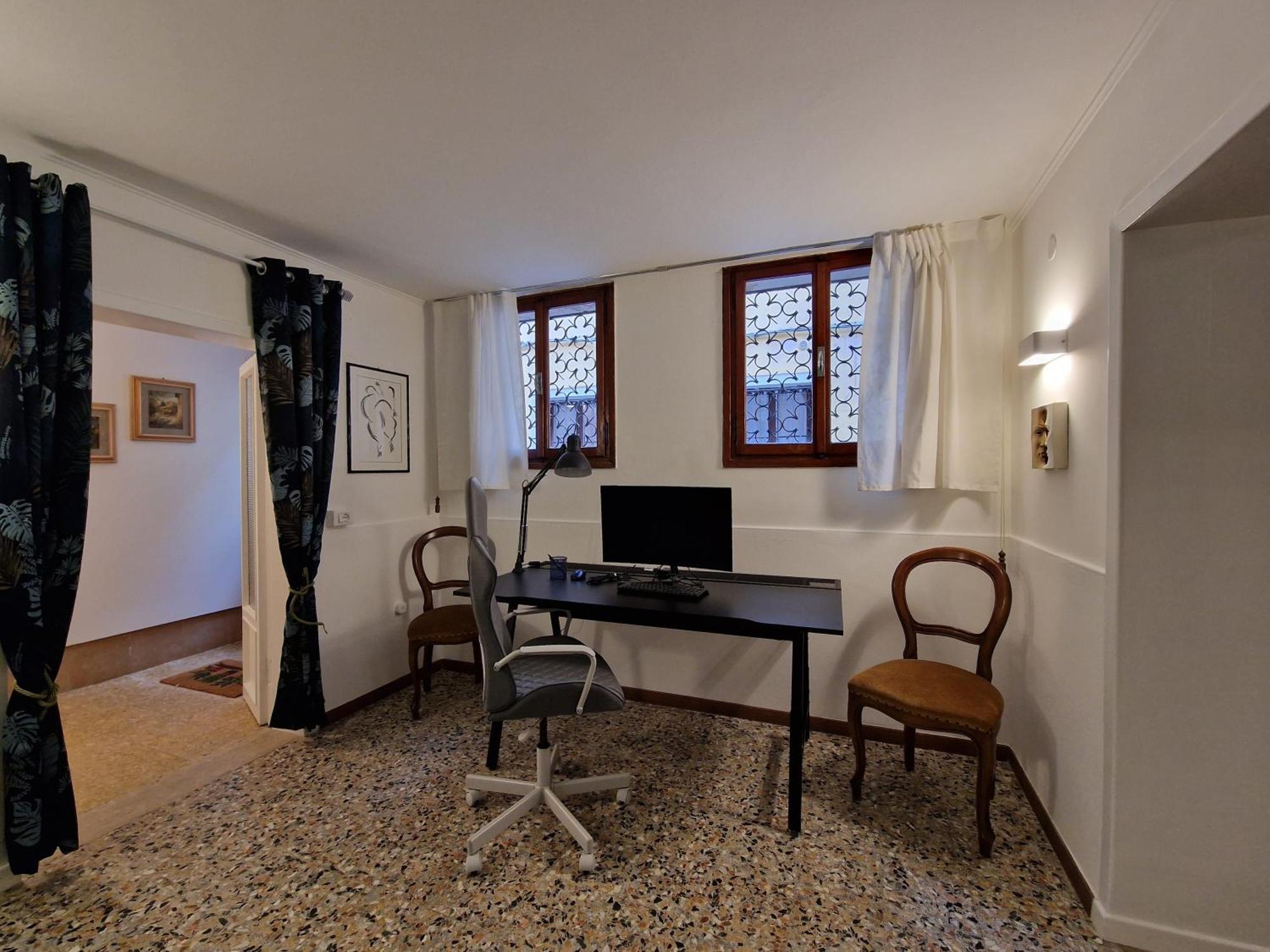 Veneziacentopercento La Forcola Apartment, Next To Rialto Bridge Eksteriør billede